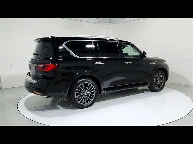 2023 INFINITI QX80 Premium Select