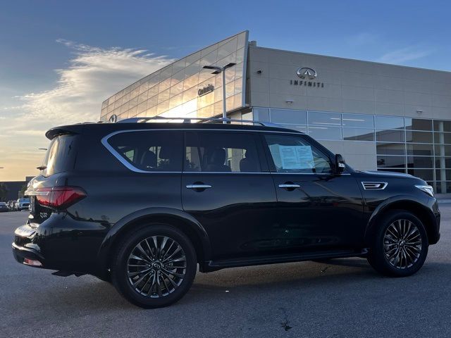 2023 INFINITI QX80 Premium Select