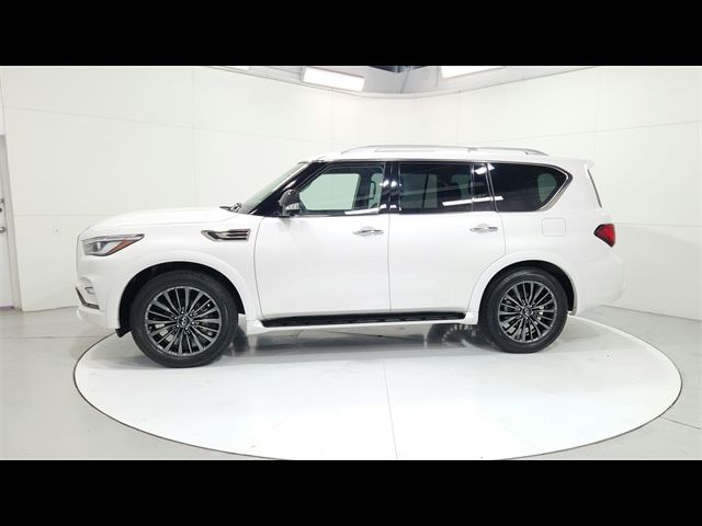 2023 INFINITI QX80 Luxe