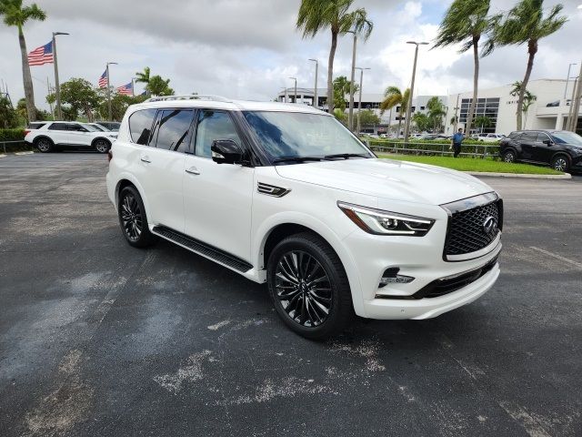 2023 INFINITI QX80 Premium Select