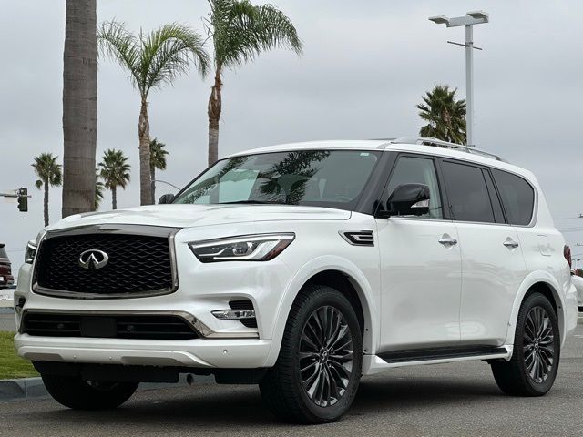 2023 INFINITI QX80 Premium Select