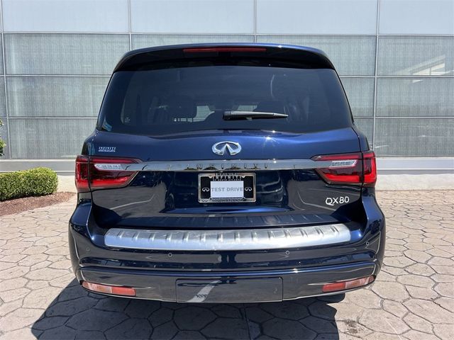 2023 INFINITI QX80 Premium Select