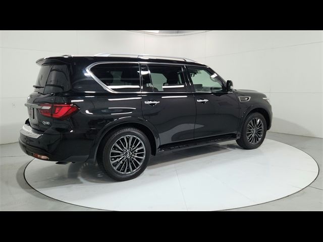 2023 INFINITI QX80 Premium Select