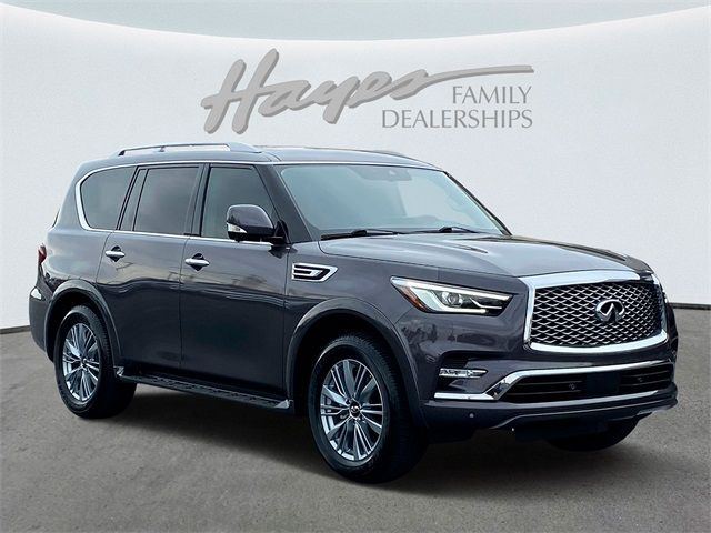 2023 INFINITI QX80 Luxe