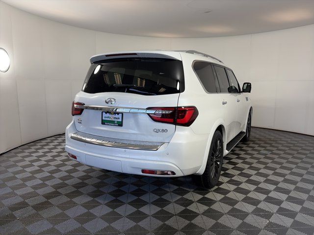 2023 INFINITI QX80 Sensory