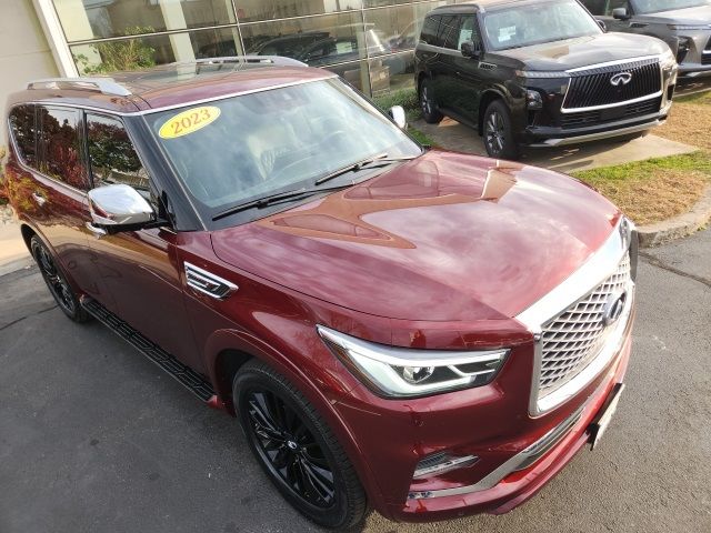 2023 INFINITI QX80 Sensory