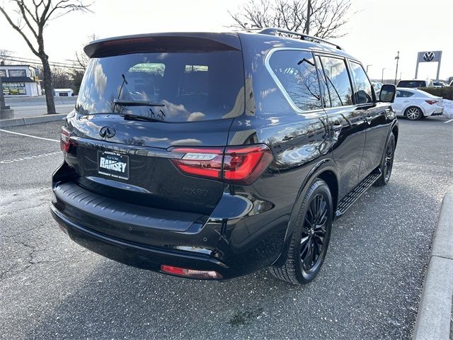 2023 INFINITI QX80 Sensory