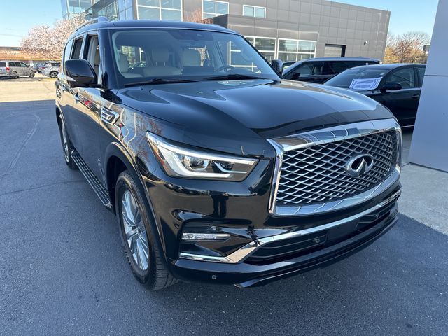 2023 INFINITI QX80 Luxe