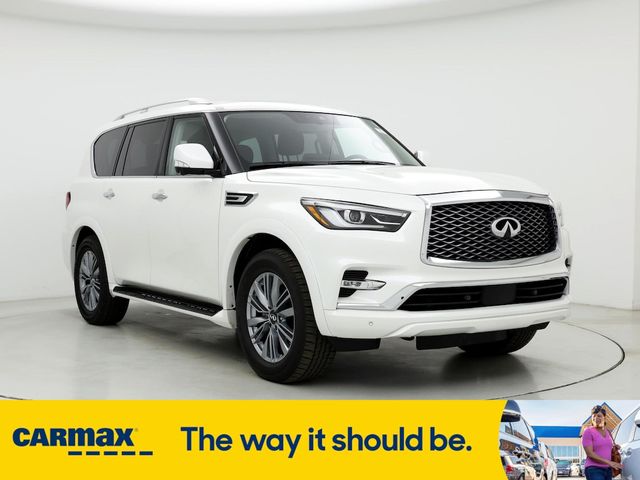 2023 INFINITI QX80 Luxe