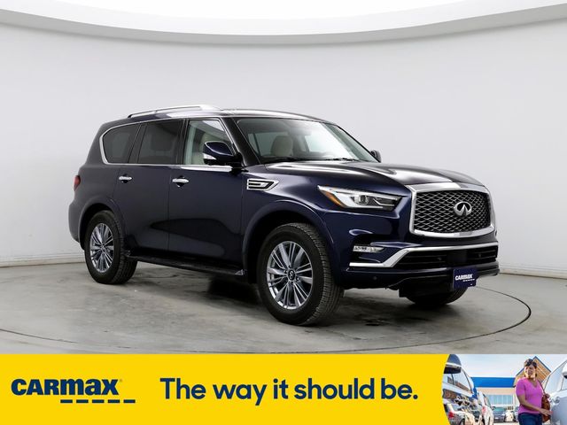 2023 INFINITI QX80 Luxe