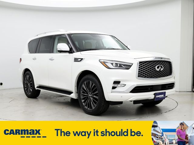 2023 INFINITI QX80 Luxe