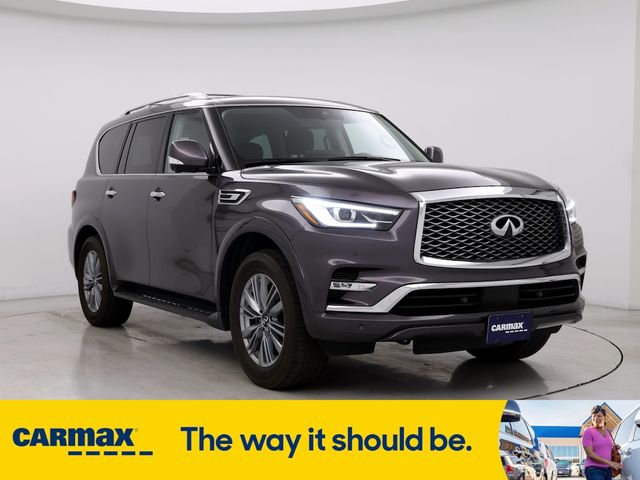 2023 INFINITI QX80 Luxe