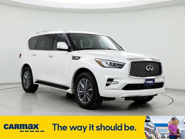 2023 INFINITI QX80 Luxe