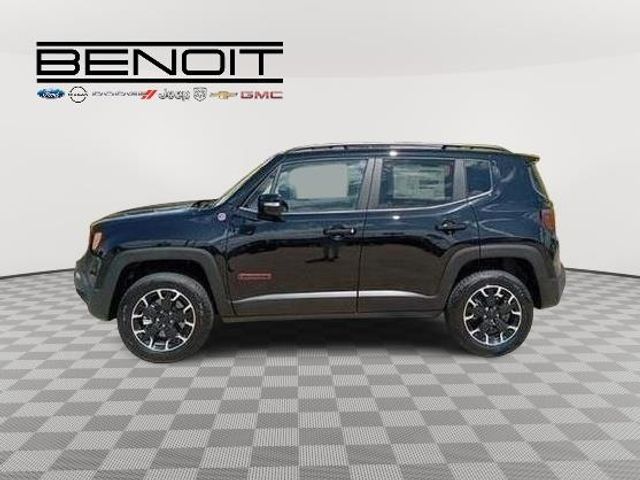 2023 Jeep Renegade Trailhawk