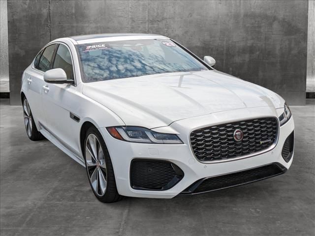 2023 Jaguar XF R-Dynamic SE