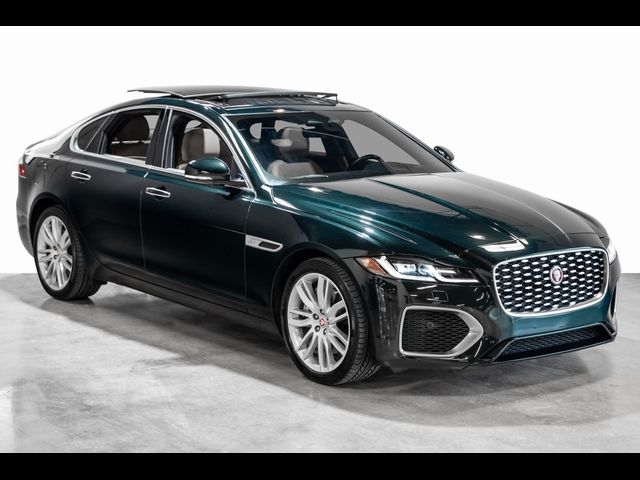 2023 Jaguar XF SE