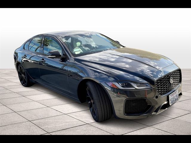 2023 Jaguar XF SE