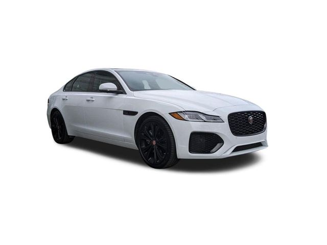 2023 Jaguar XF SE