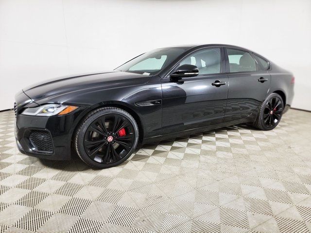 2023 Jaguar XF SE