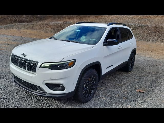 2023 Jeep Cherokee Altitude Lux