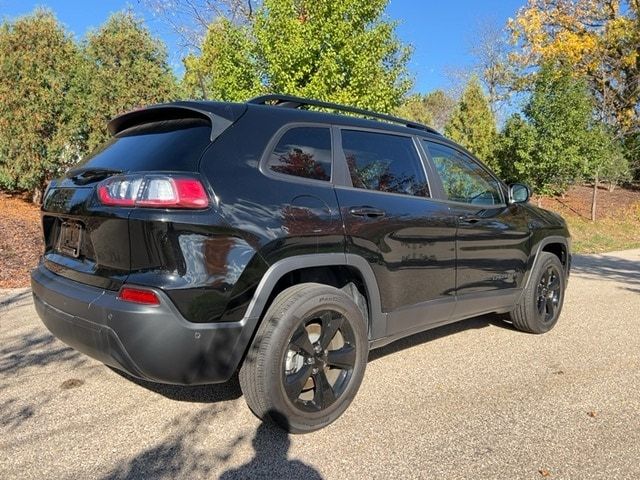 2023 Jeep Cherokee Altitude Lux