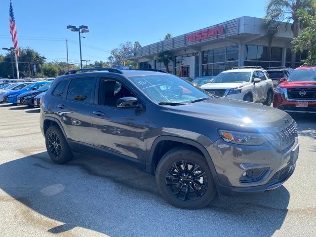 2023 Jeep Cherokee Altitude Lux