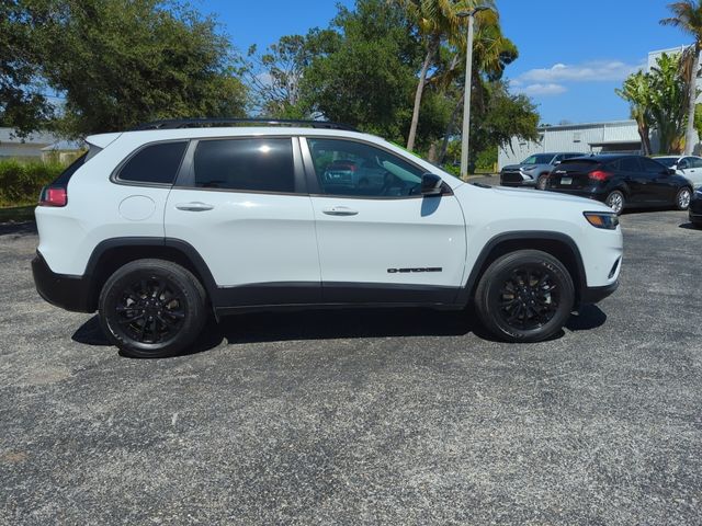 2023 Jeep Cherokee Altitude Lux