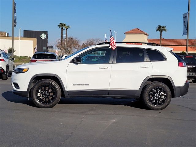 2023 Jeep Cherokee Altitude Lux