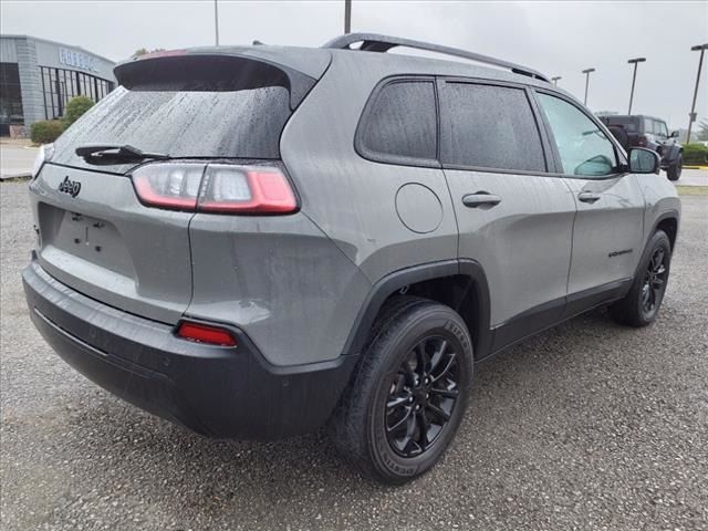 2023 Jeep Cherokee Altitude Lux