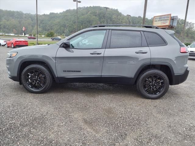 2023 Jeep Cherokee Altitude Lux