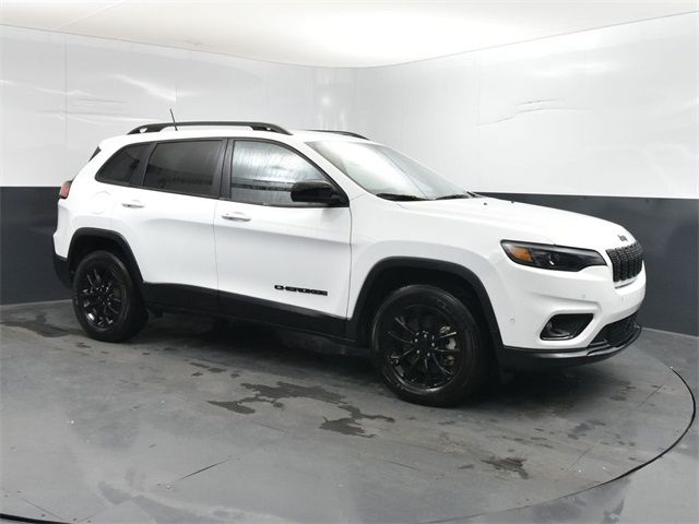 2023 Jeep Cherokee Altitude Lux