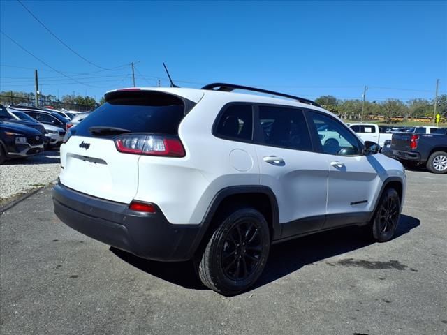 2023 Jeep Cherokee Altitude Lux