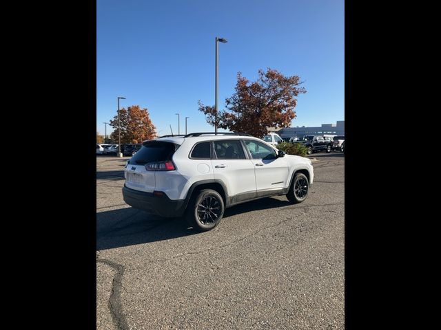 2023 Jeep Cherokee Altitude Lux