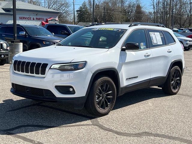 2023 Jeep Cherokee Altitude Lux