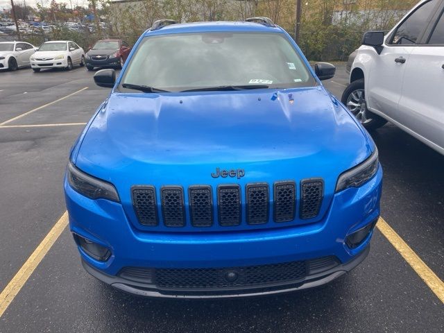 2023 Jeep Cherokee Altitude Lux