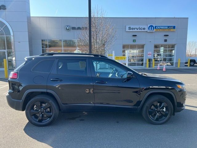 2023 Jeep Cherokee Altitude Lux