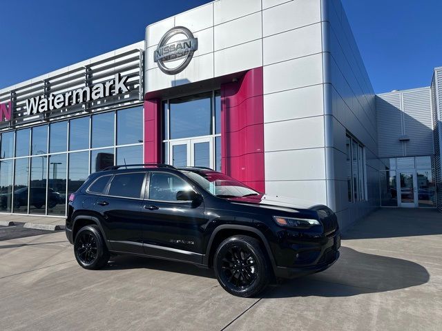 2023 Jeep Cherokee Altitude Lux