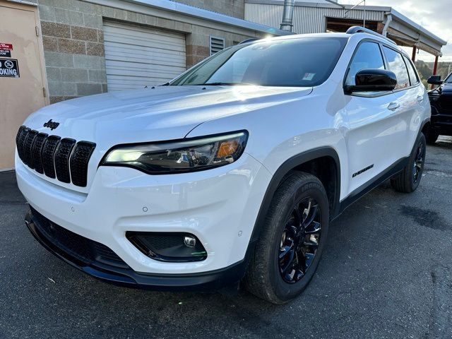 2023 Jeep Cherokee Altitude Lux