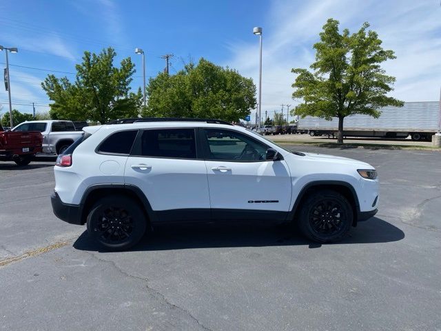 2023 Jeep Cherokee Altitude Lux