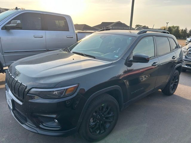 2023 Jeep Cherokee Altitude Lux