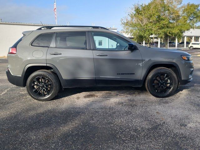 2023 Jeep Cherokee Altitude Lux