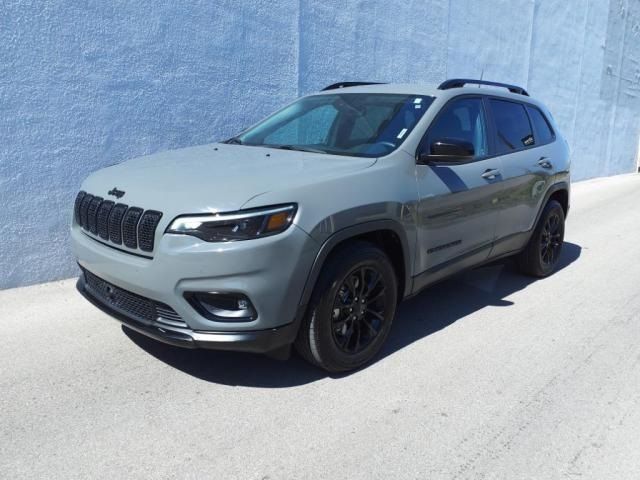 2023 Jeep Cherokee Altitude Lux