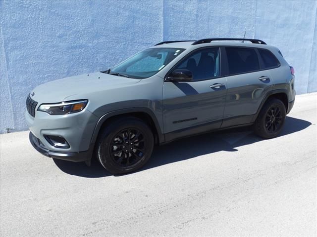 2023 Jeep Cherokee Altitude Lux