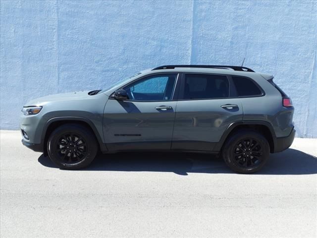 2023 Jeep Cherokee Altitude Lux