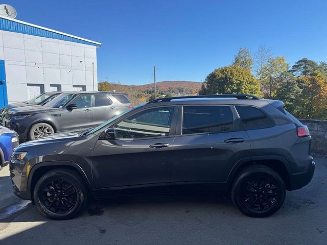 2023 Jeep Cherokee Altitude Lux