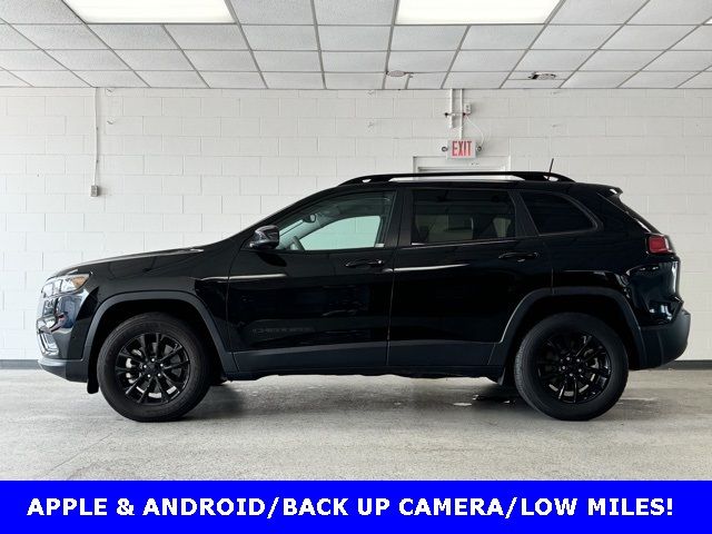 2023 Jeep Cherokee Altitude Lux