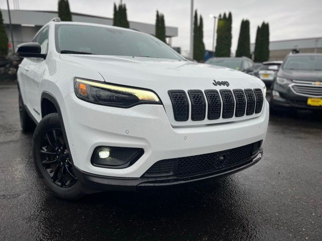 2023 Jeep Cherokee Altitude Lux