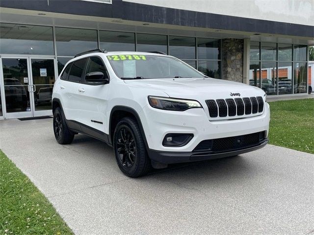 2023 Jeep Cherokee Altitude Lux