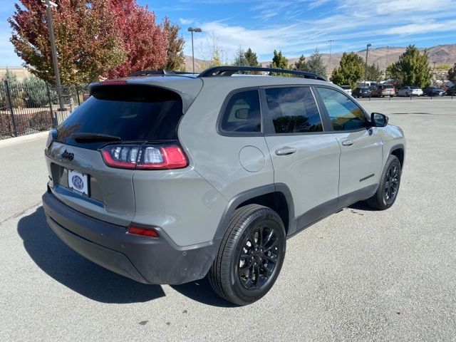 2023 Jeep Cherokee Altitude Lux