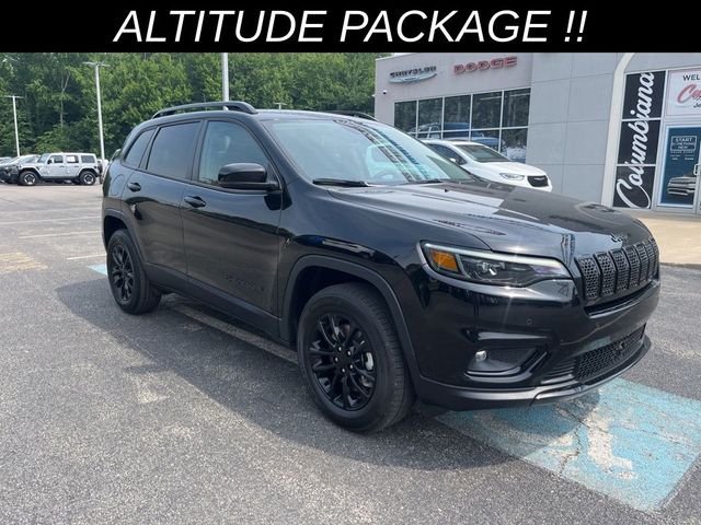 2023 Jeep Cherokee Altitude Lux